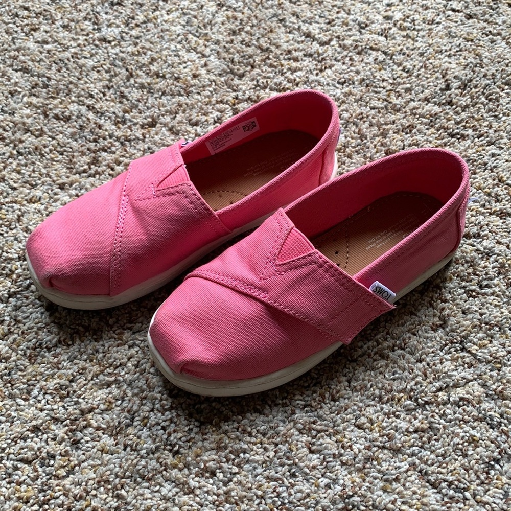Girls Toms